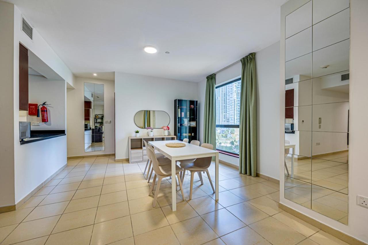 Big Apartment In Murjan, Jbr, Near The Beach Dubai Exteriör bild