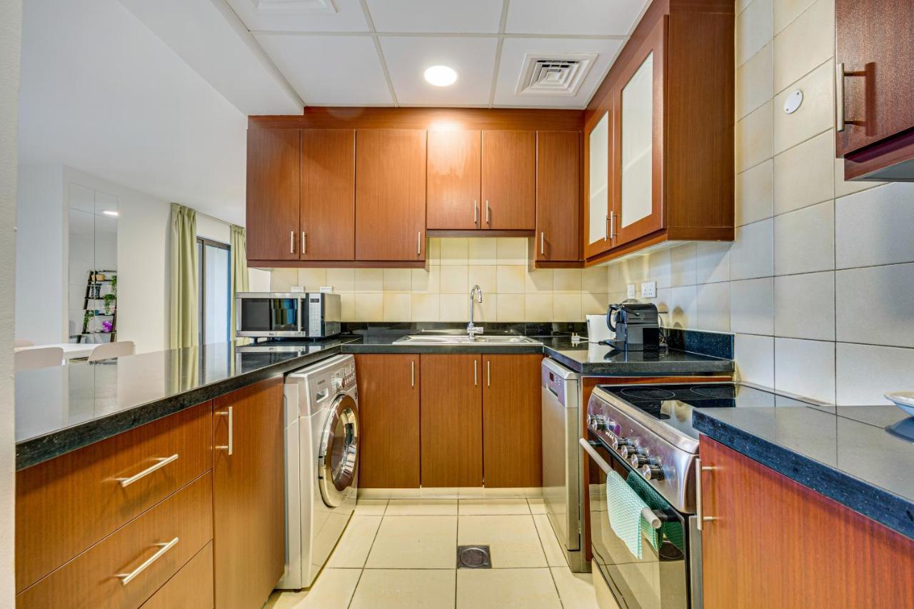 Big Apartment In Murjan, Jbr, Near The Beach Dubai Exteriör bild